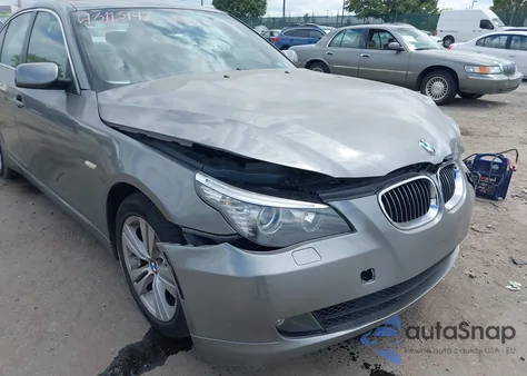 2009 BMW 528I xDrive z USA, uszkodzony, nr VIN WBANV13559C152840